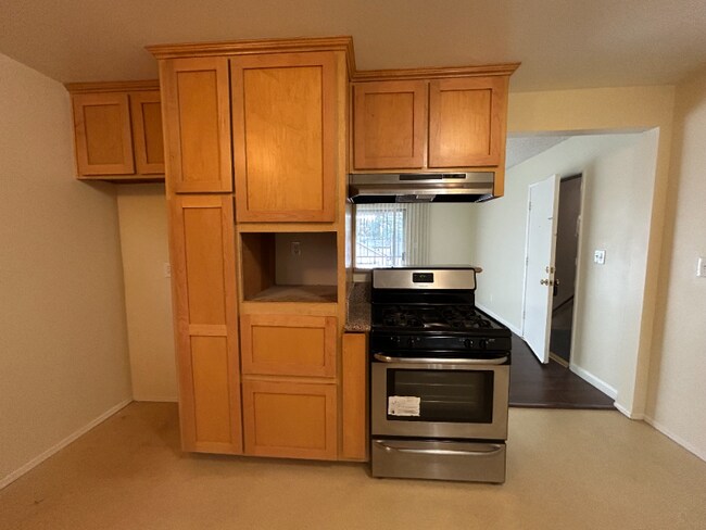 Foto del edificio - 97 E Laurel Ave