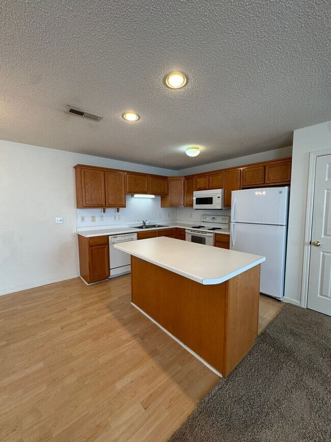 Foto del edificio - 141 Springwood Ln