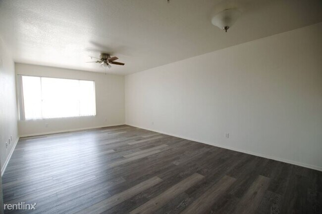 Building Photo - 3 br, 2 bath Condo - 2068 mesquite lane