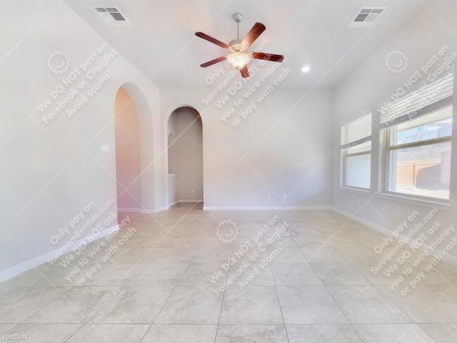 Building Photo - 3 br, 2.5 bath House - 144 Kirkhill St