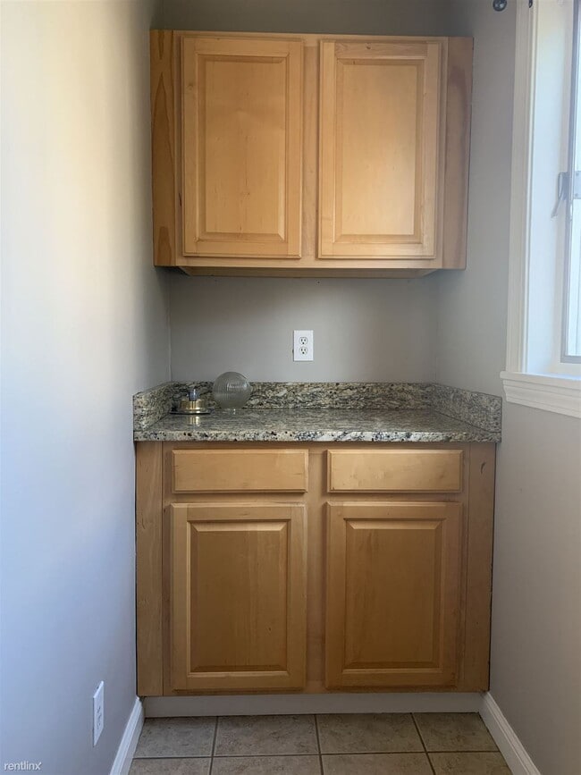 Building Photo - 2 br, 1 bath House - 88 Billings Ave