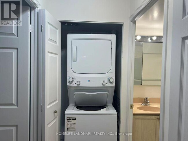 Building Photo - 29 Pemberton Ave