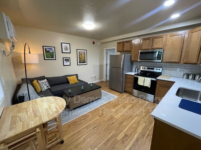 Building Photo - 1391 Carr St