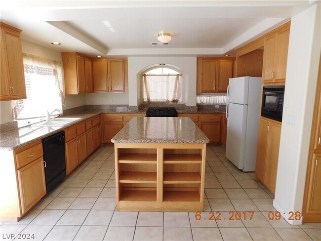 Foto del edificio - 6527 Gilded Lantern Ave