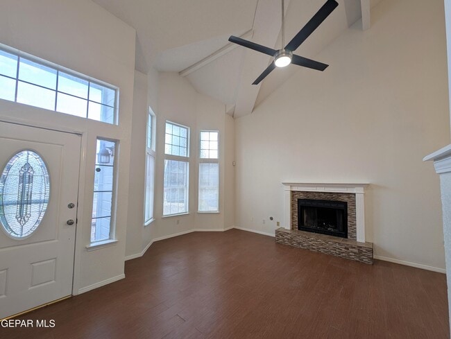Building Photo - 3149 Crazy Horse Dr