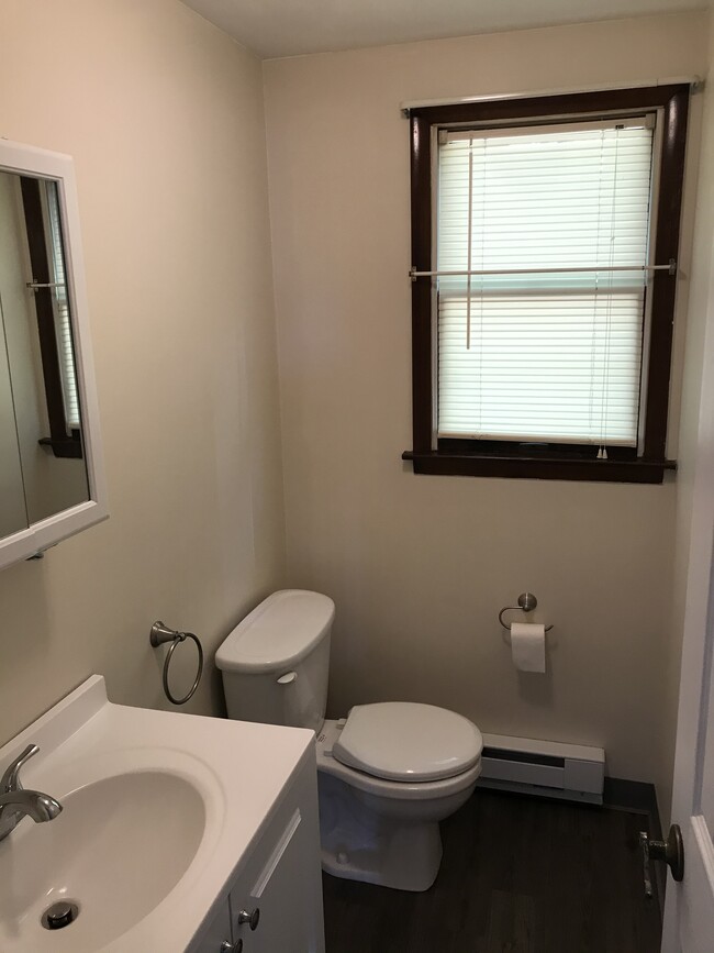 Half Bath - 811 Alma Pl