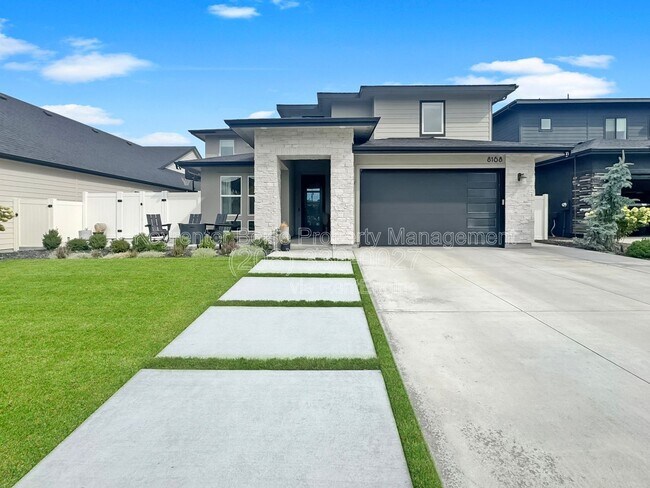 Foto del edificio - 8168 W Brooks Dr