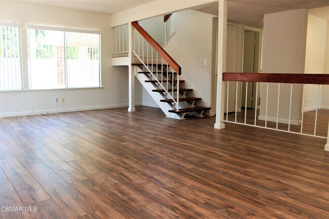 Foto del edificio - 1909 Bardet Pl