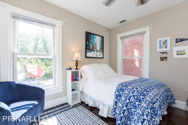 Foto del edificio - 3318 Prospect St NW