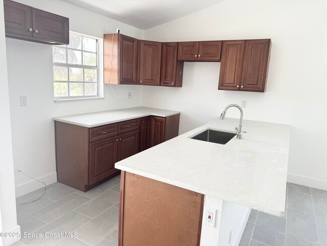 Building Photo - 8517 S Hwy A1A