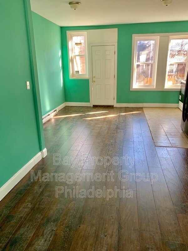 Foto del edificio - 5814 Addison St