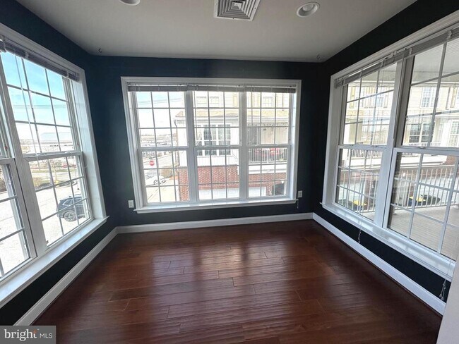 Foto del edificio - 1338 Saxton Wy