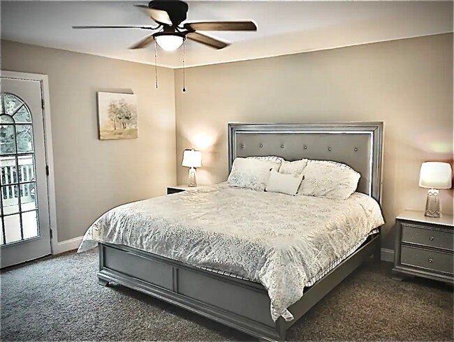 Foto del edificio - 6511 Blue Spruce Dr