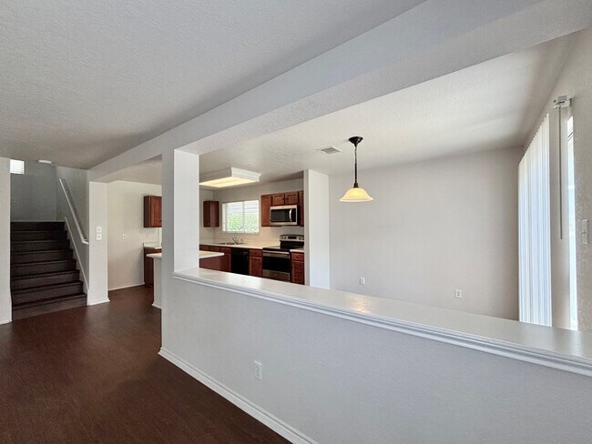 Foto del edificio - 5530 Spring Day