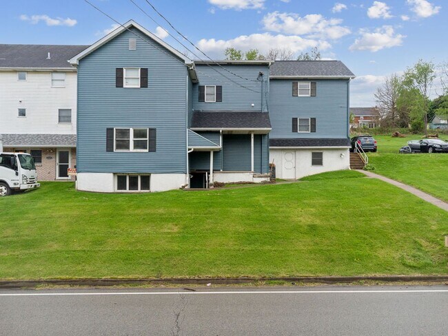 6251-6259 Old William Penn Hwy - 6251-6259 Old William Penn Hwy Apartment
