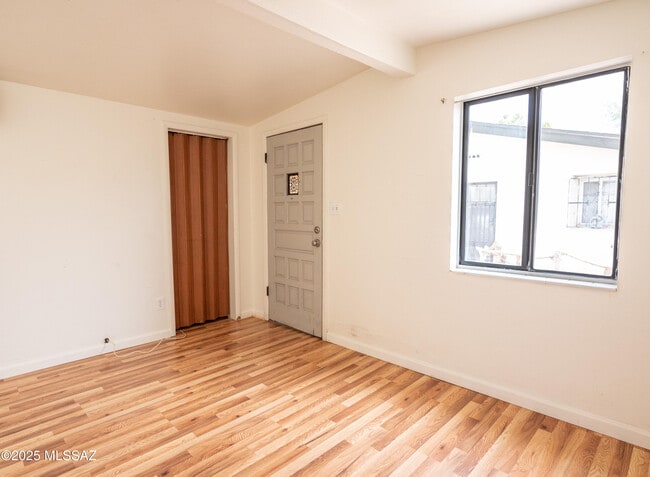 Foto del edificio - 2506 E Seneca St