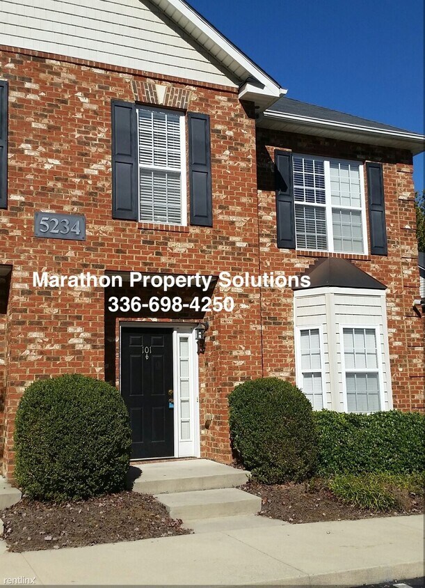 Primary Photo - 2 br, 2.5 bath House - 5234 Hilltop Rd Uni...