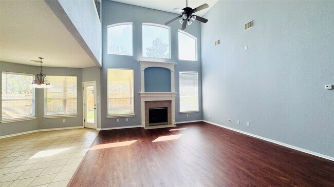 Foto del edificio - 3218 Oak Cliff Ln