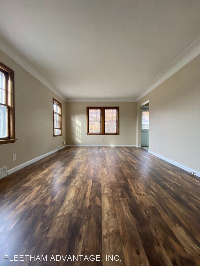 Foto del edificio - 4 br, 1 bath House - 844 Portland Avenue