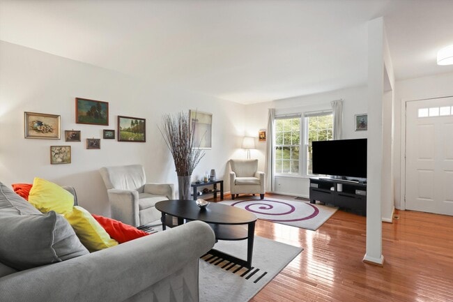 Building Photo - 5517 Cabat Lake Ct