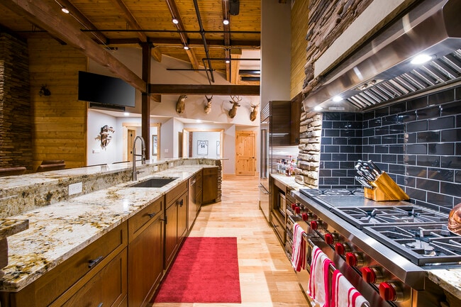 Building Photo - Shorehaus Lofts