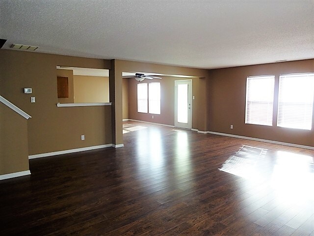 Building Photo - 15233 Beam Street
