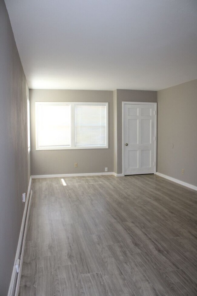 Foto del edificio - 400 33rd St