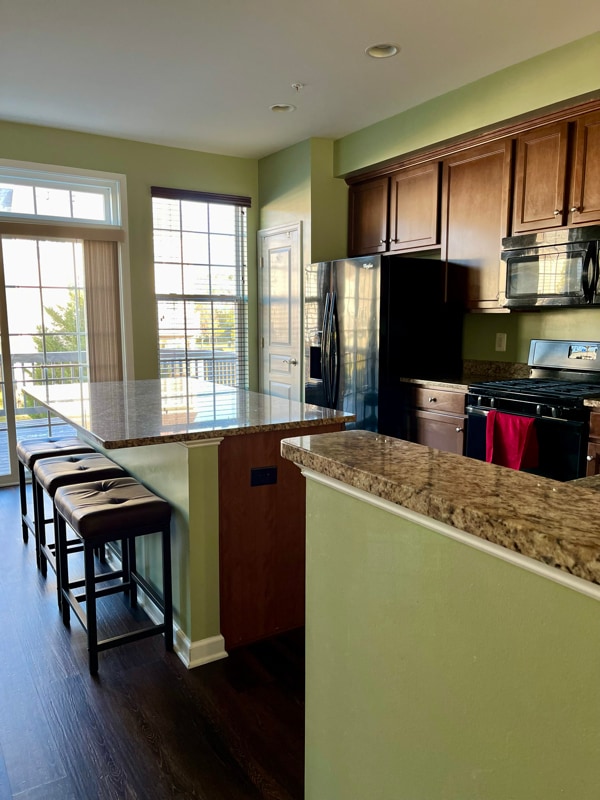 Building Photo - 23141 Foxglove Way