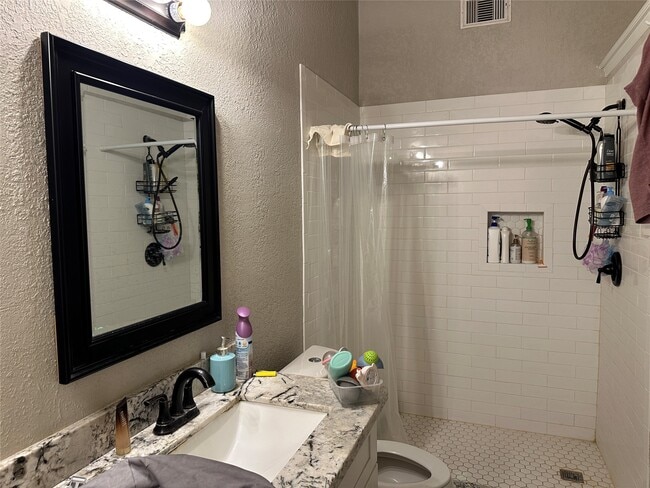 Building Photo - 4430 Leyland Dr