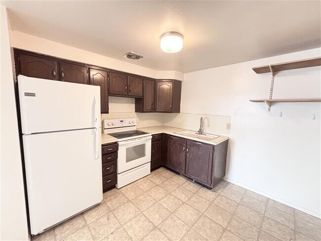 Foto del edificio - 258 N 400 W St