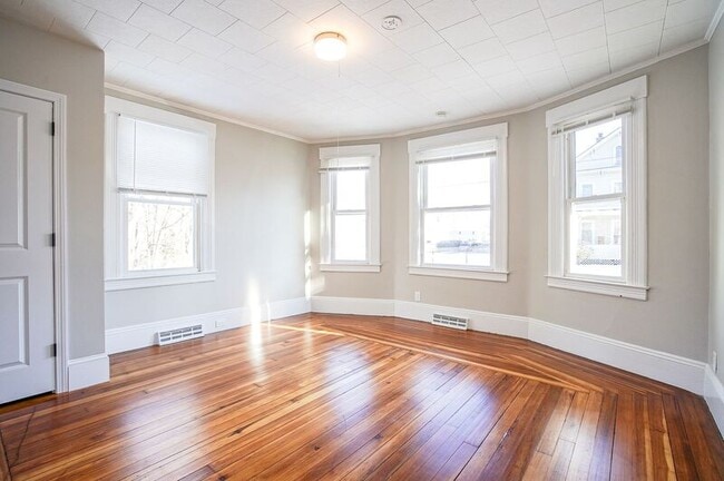 Foto del edificio - 10-12 River Street