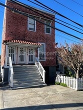 Building Photo - 1117 Sutter St