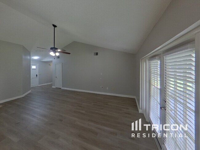 Foto del edificio - 2015 Branch Tree Ln
