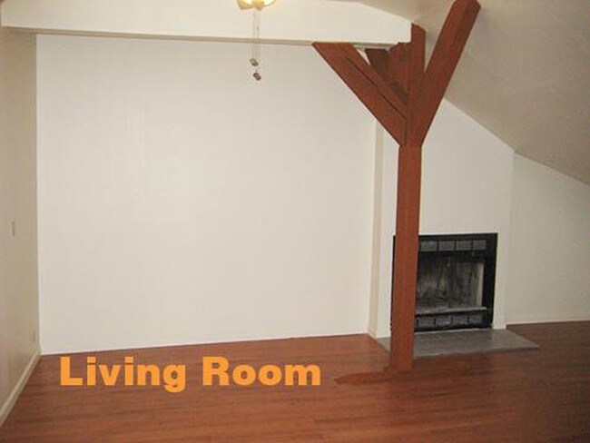Building Photo - 2906 Alms Pl