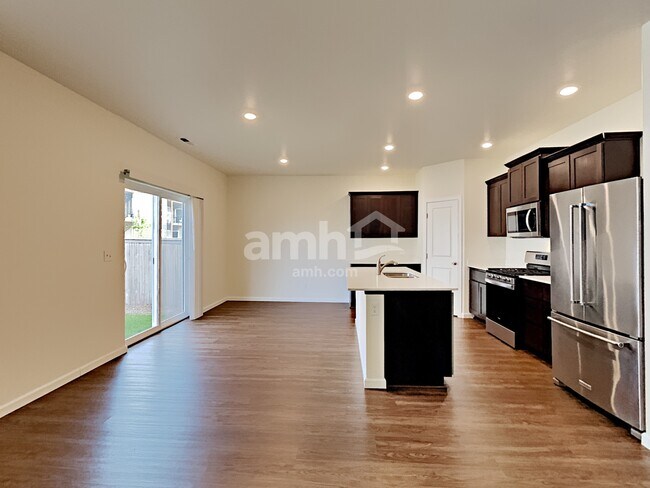 Foto del edificio - 2323 NW Matteo Dr