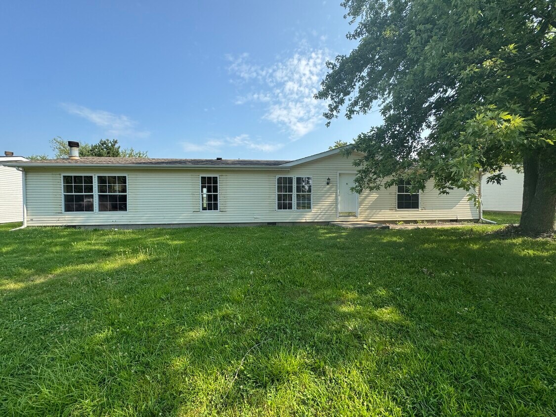 Primary Photo - 310 Timberridge Dr E