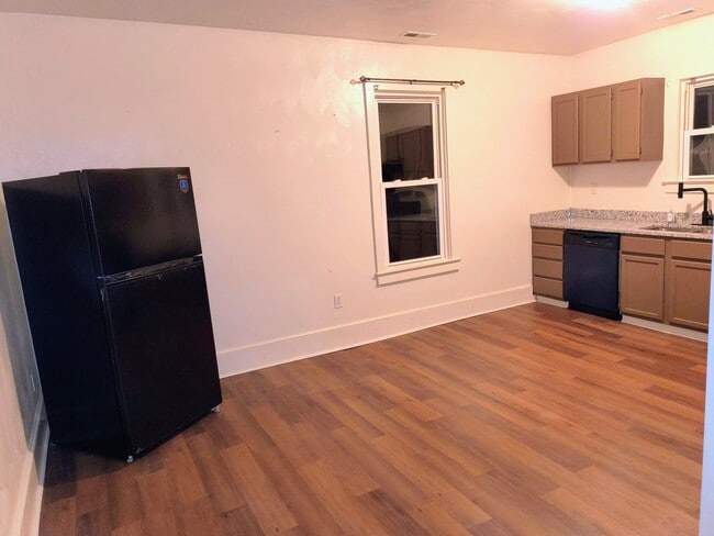 Photo - 1328 37th St Apartment