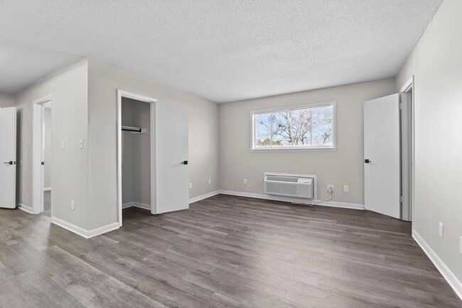 Interior Photo - Channing East