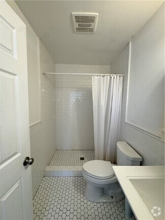 Building Photo - 228 Staab Rd