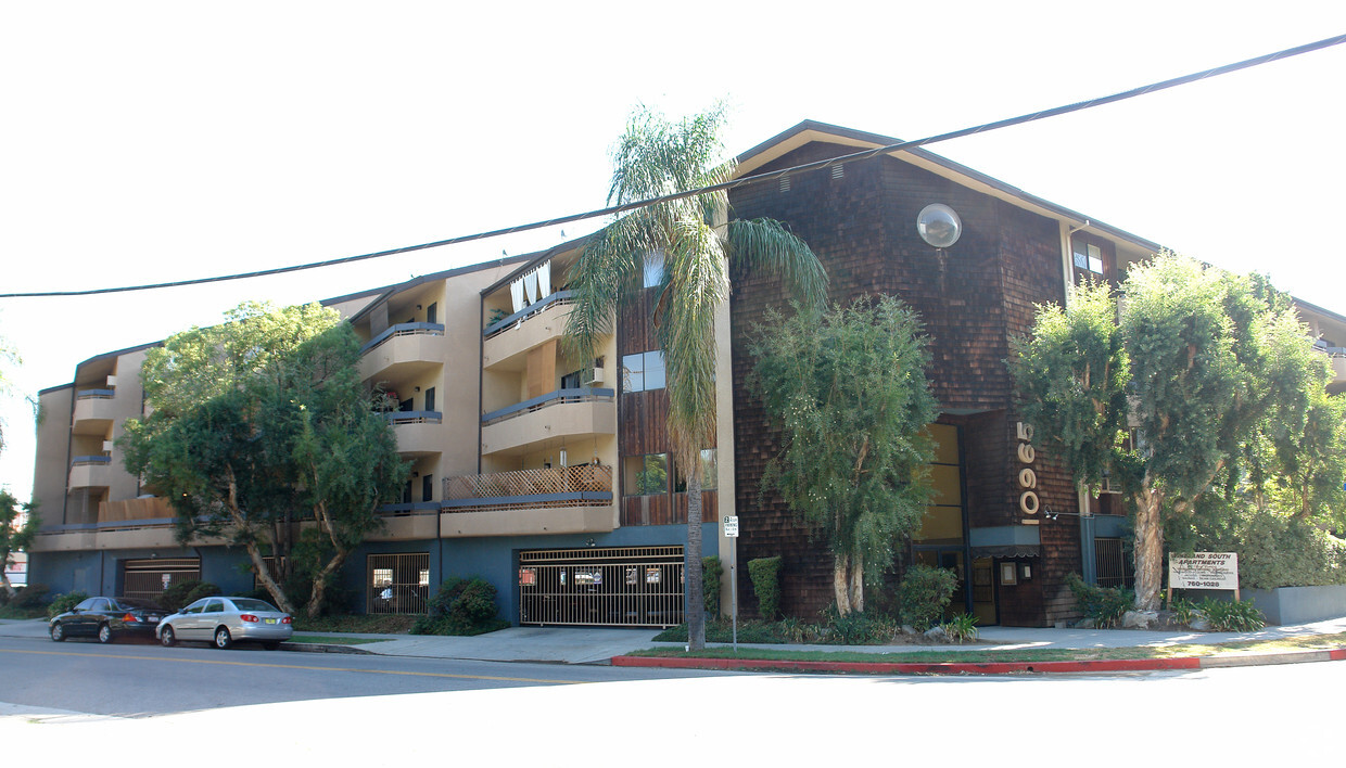 Primary Photo - Vineland South Apartments