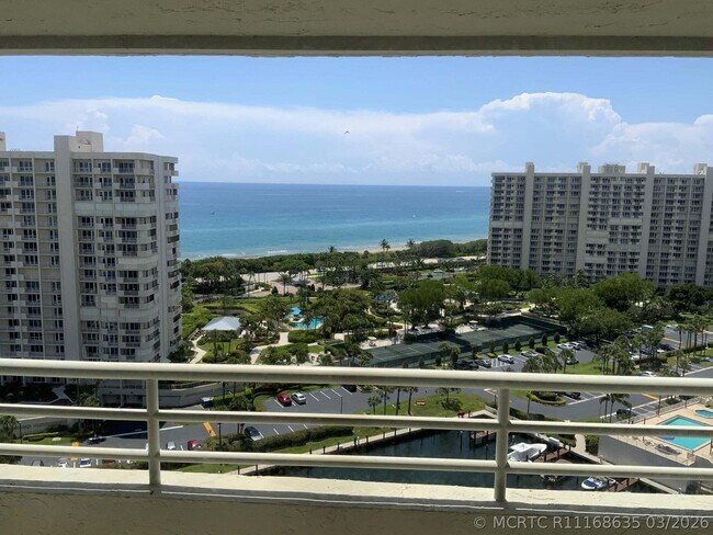 Foto del edificio - 4201 N Ocean Blvd