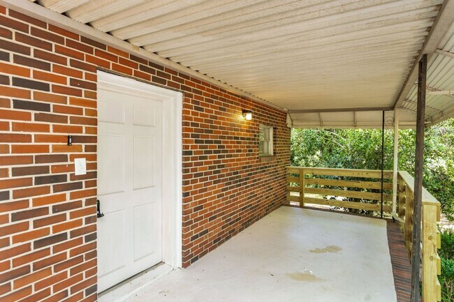 Foto del edificio - Jasper Charm, Modern Style! 2BR Home with ...