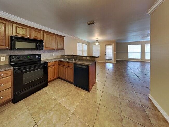 Building Photo - No App Fee.