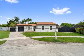 Building Photo - 13611 SW 77th Ln