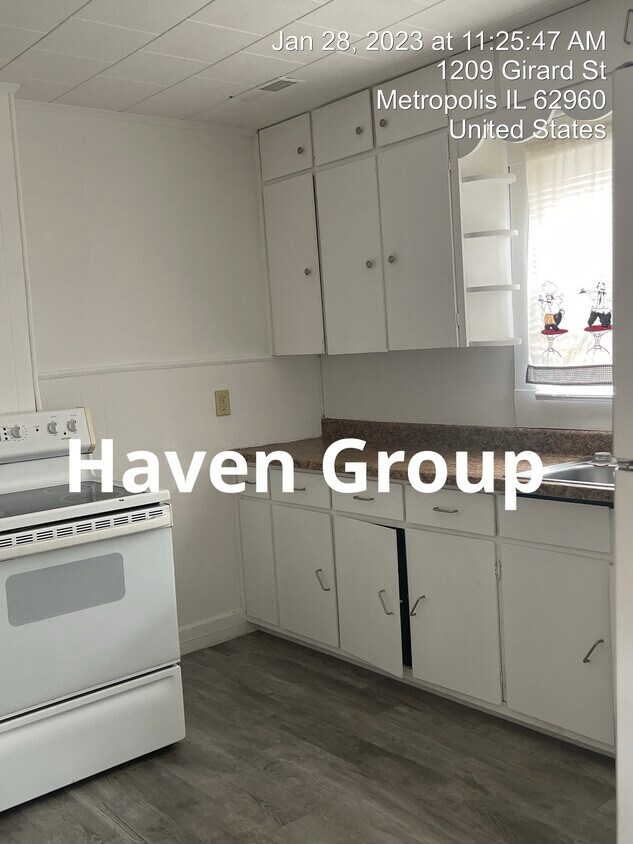 Primary Photo - 1209 Girard St