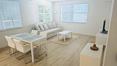 Building Photo - 1550 Drexel Ave