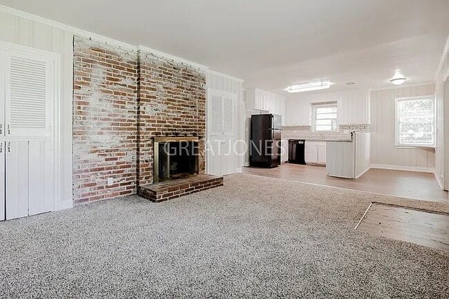 Foto del edificio - 717 Ridgecrest Rd