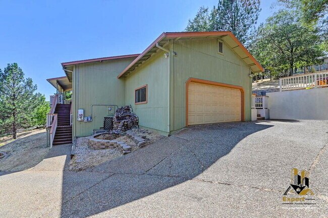 Building Photo - 1938 Chimney Flat Ct