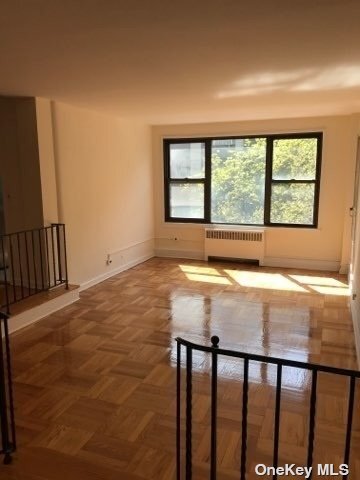 Foto del edificio - 98-33 64th Ave