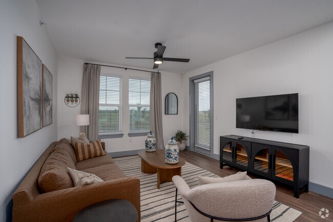 2BR, 2BA - 1,228SF - Living Room - Brickyard at Barbers Hill